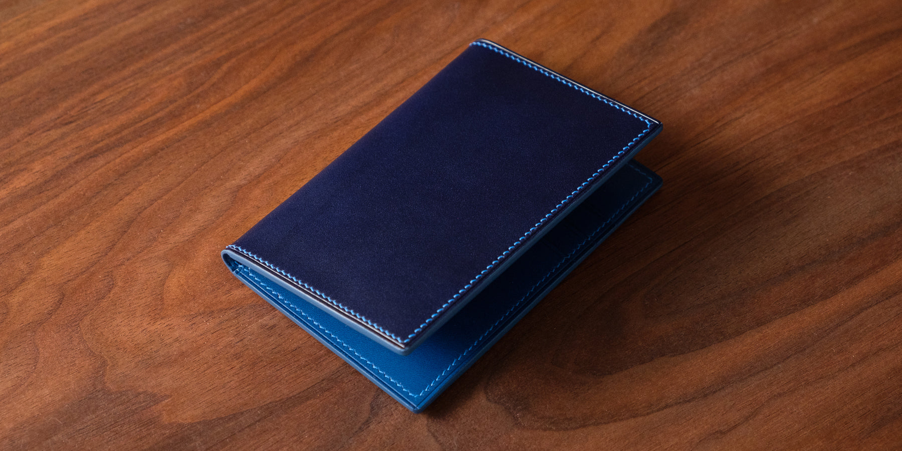Custom Leather Pocket Organizer - Oak and Honey Leather Goods - Made in Canada